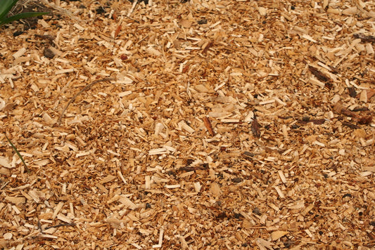 Comment faire du broyat de bois pour paillage : Guide simple et efficace